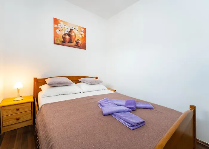 Apartman Sa Bazenom U Ninu A1