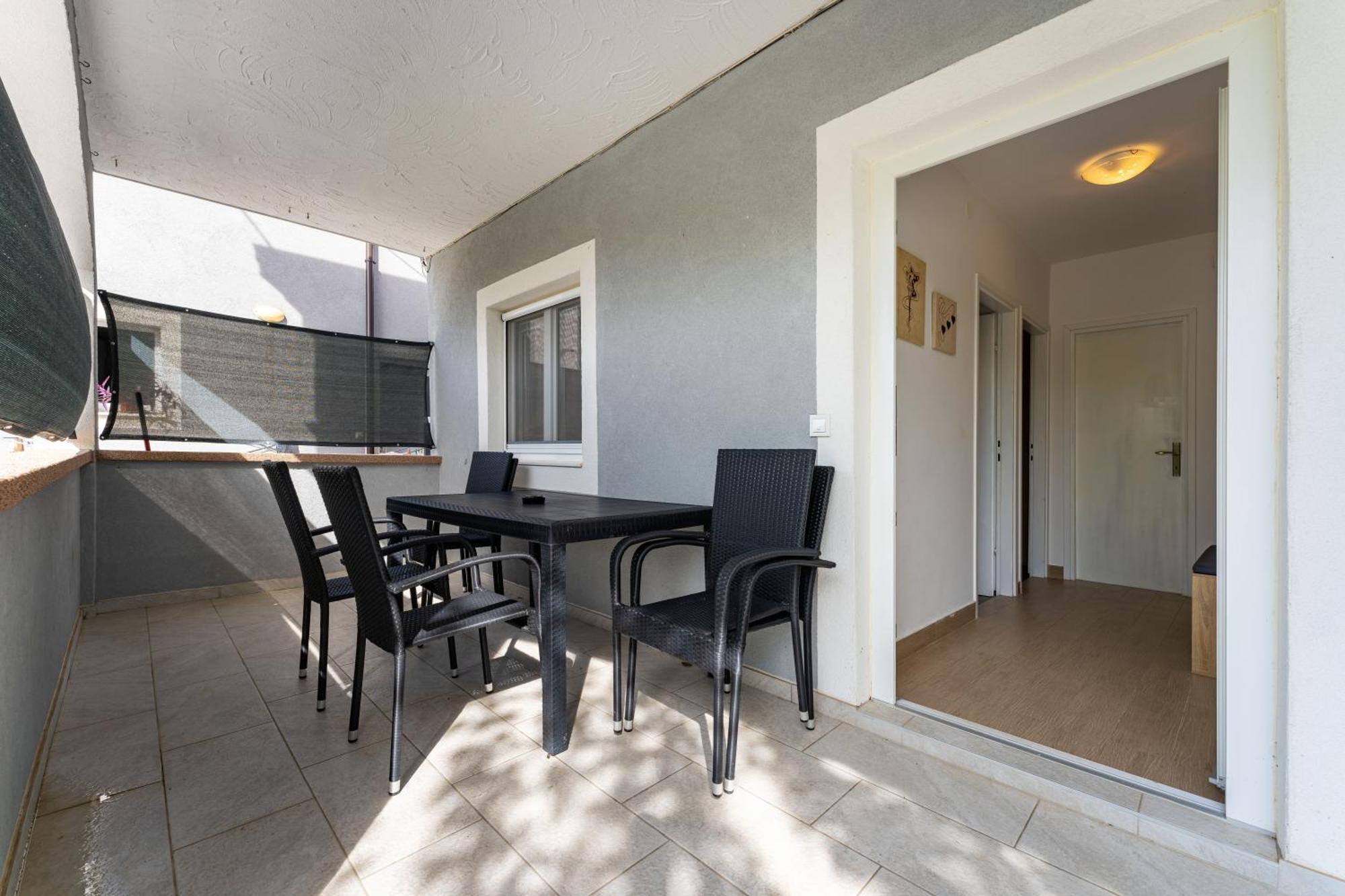 Sa Bazenom U Ninu A1 Apartament